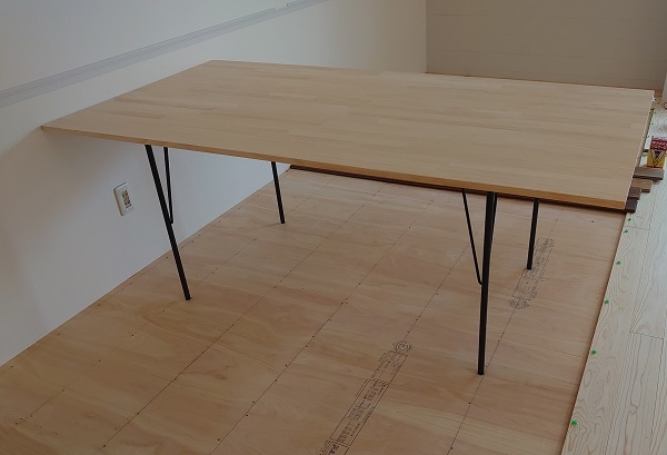 table.jpg